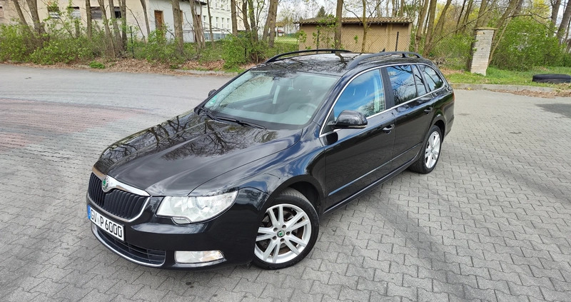 Skoda Superb cena 35900 przebieg: 277000, rok produkcji 2013 z Praszka małe 497